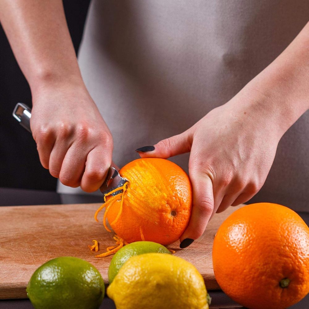 4ピースステンレス製レモンゼスター＆ピーラーセット（柑橘類用 - Peeler Channel Knife のレビューと価格